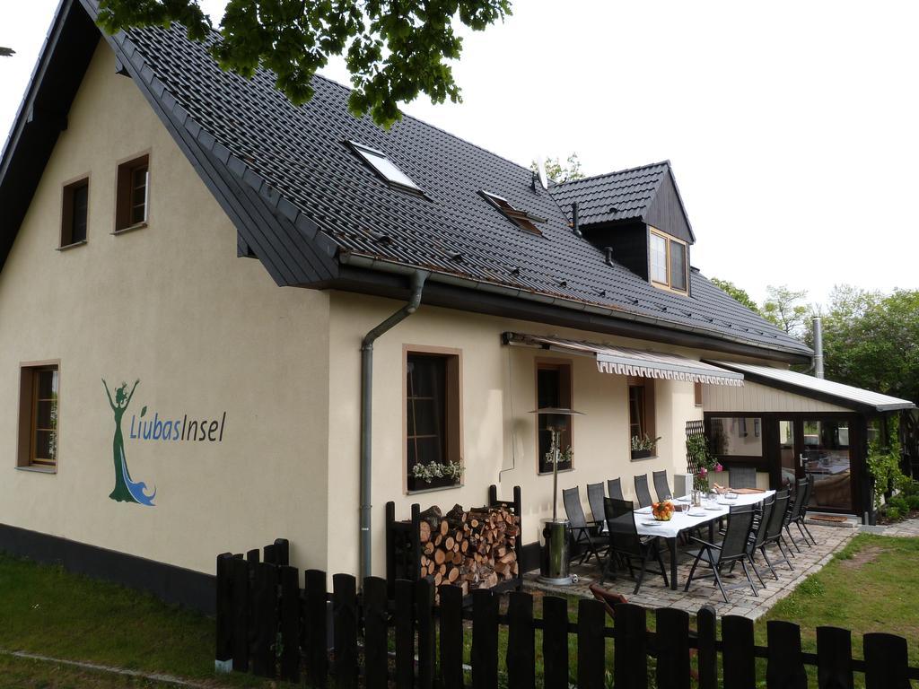 Gaestehaus Liubas Insel Kothen  ภายนอก รูปภาพ
