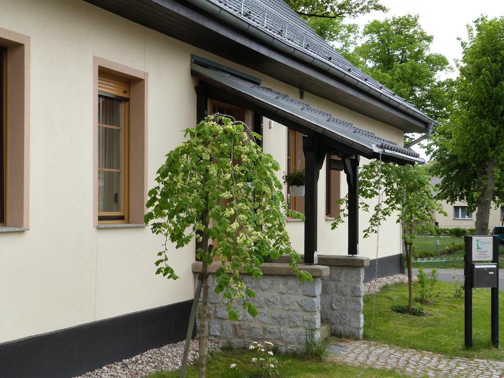 Gaestehaus Liubas Insel Kothen  ภายนอก รูปภาพ